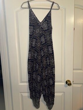Three Bird Nest Sleeveless V-Neck Boho Harem Jumpsuit